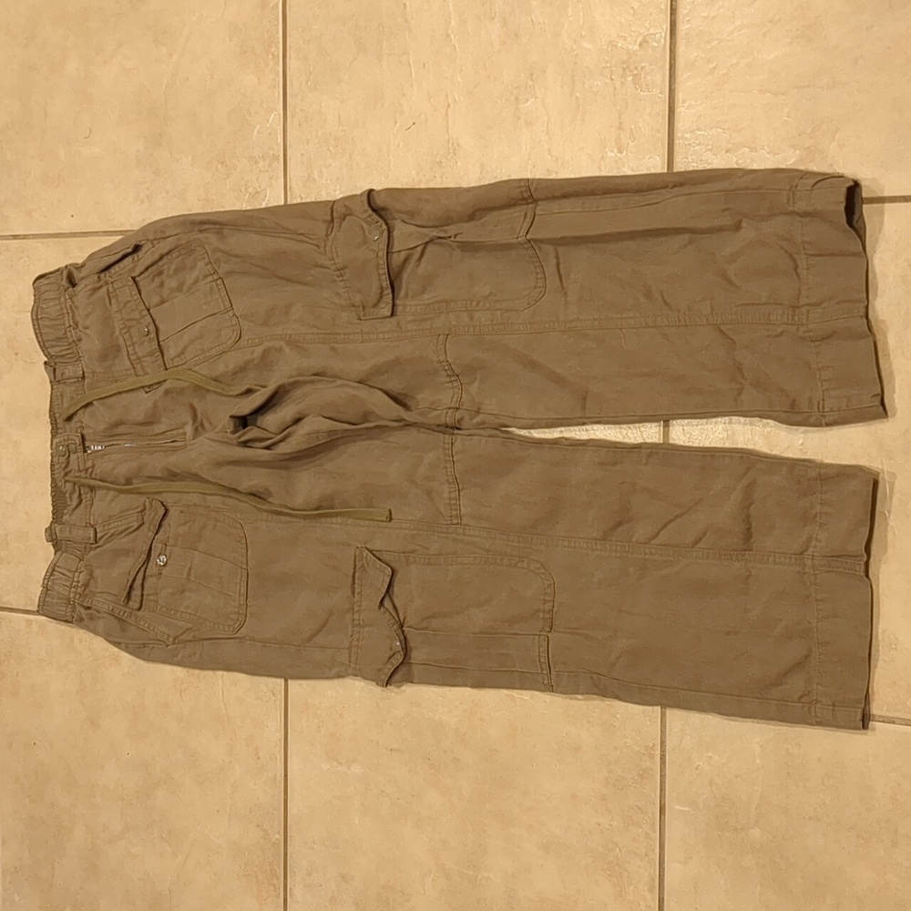 Zara Women's Military Green Cargo Pants Size Medium